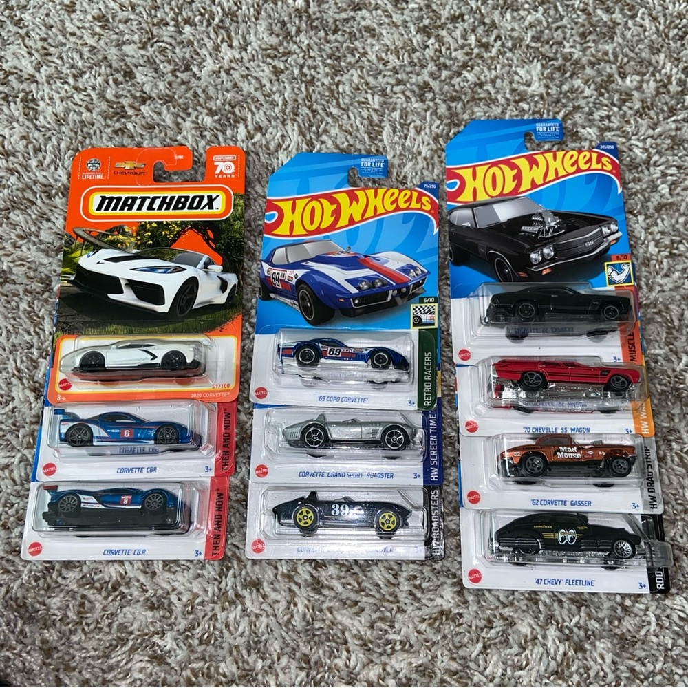 HOT WHEELS Chevy Diecast Cars Lot Of 10ea Corvette Chevelle Grand Sport